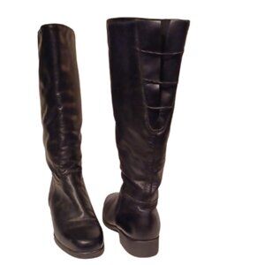Santana Canada Pull On Knee High Fleece Lined Leather Dress Boot- Sz. 7
